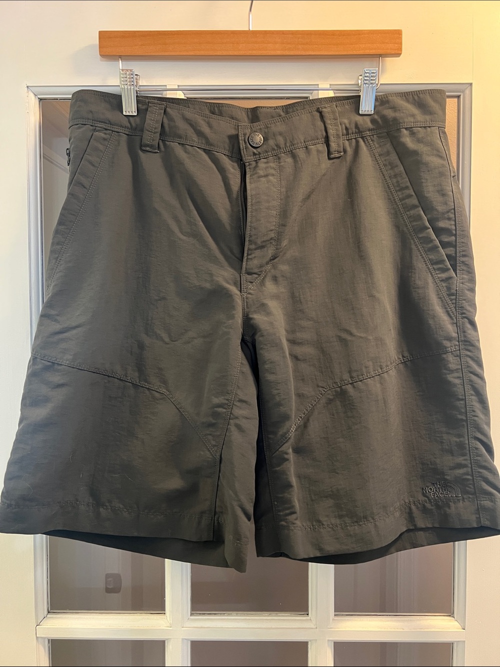 The North Face Men’s Gray Hybrid Shorts